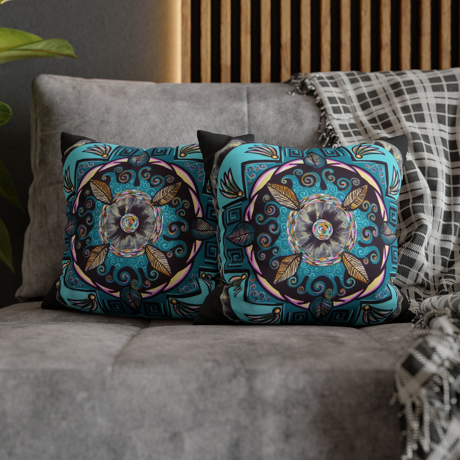 "Hojachakana" Dreamcatcher Pillow Cover - Blue Flame Array Home Decor