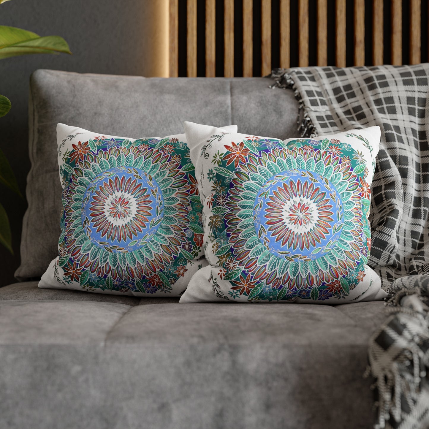 "Mandalavida Blanka" Dreamcatcher Pillow Cover