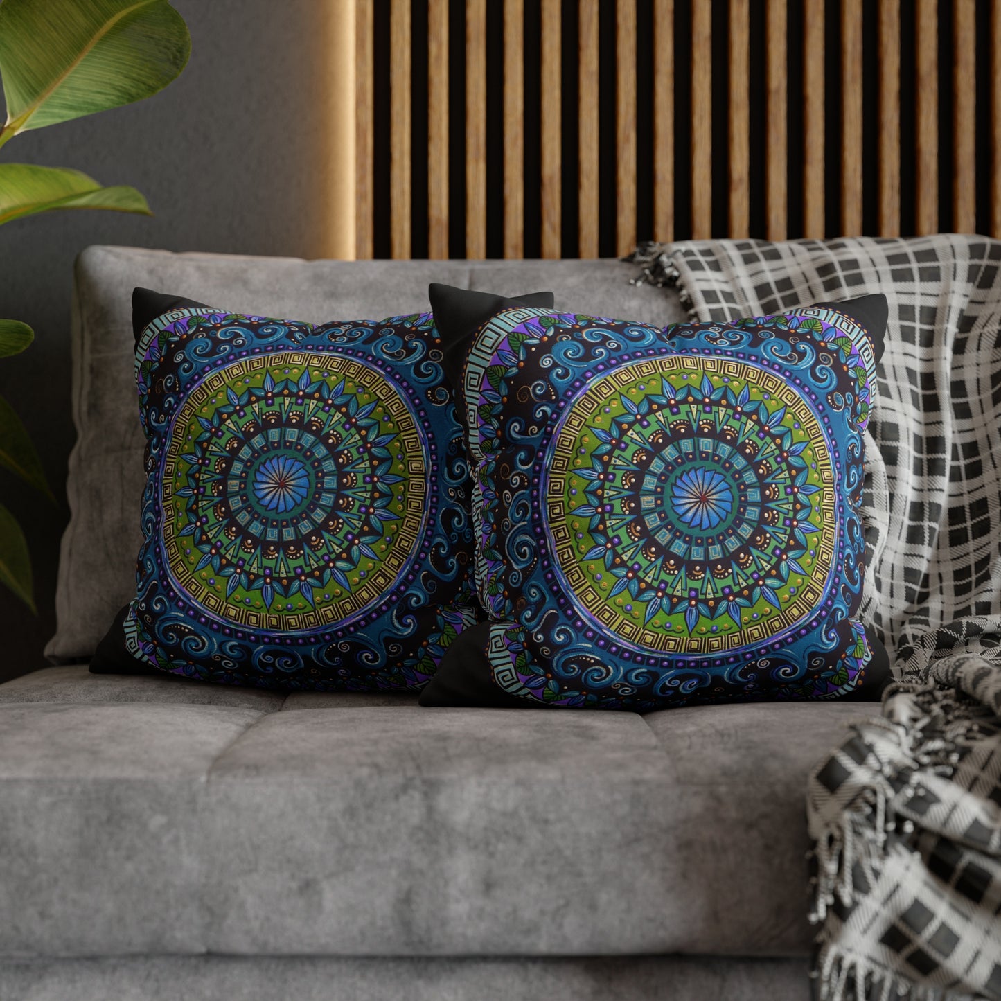 "Mandaquala" Dreamcatcher Pillow Cover