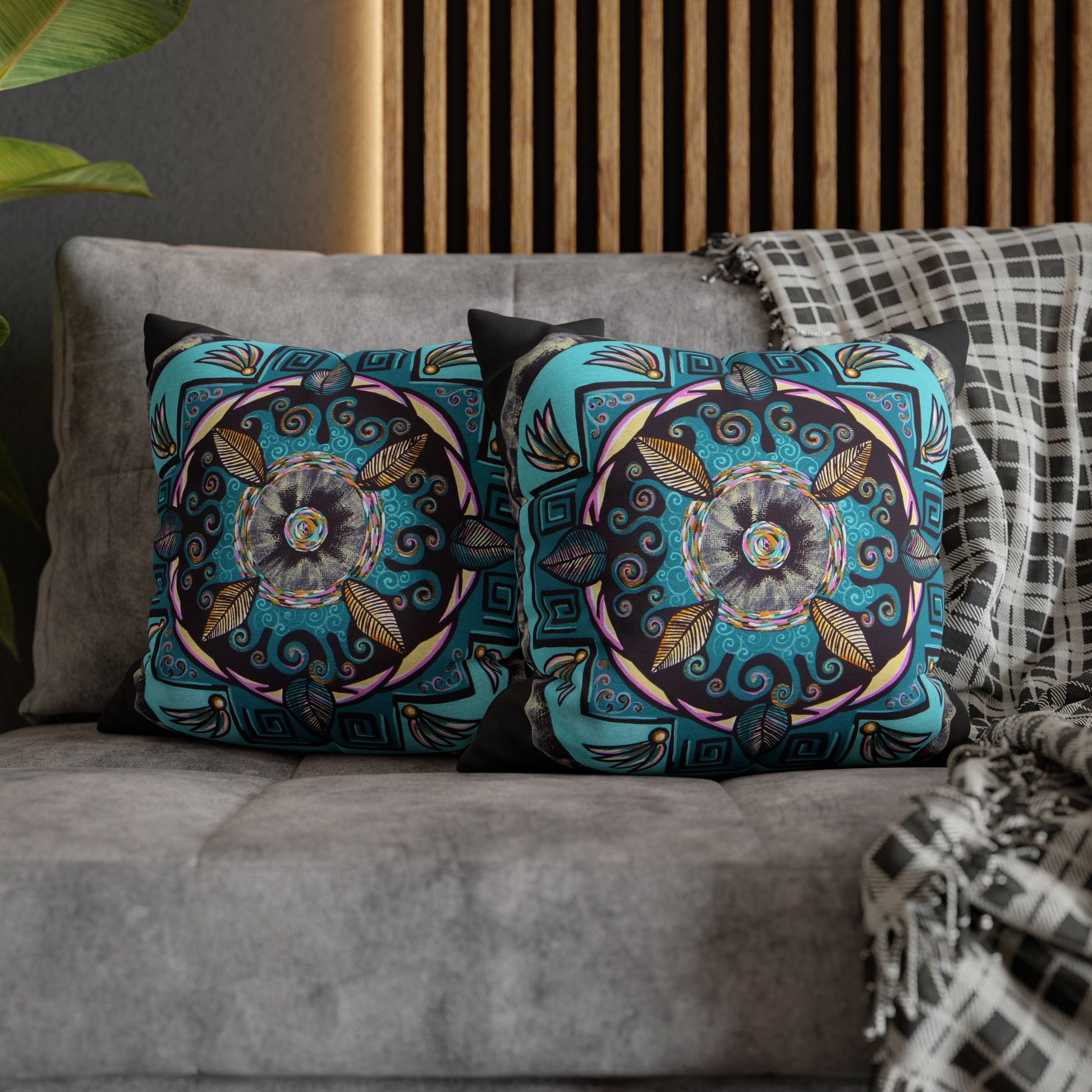 "Hojachakana" Dreamcatcher Pillow Cover - Blue Flame Array Home Decor