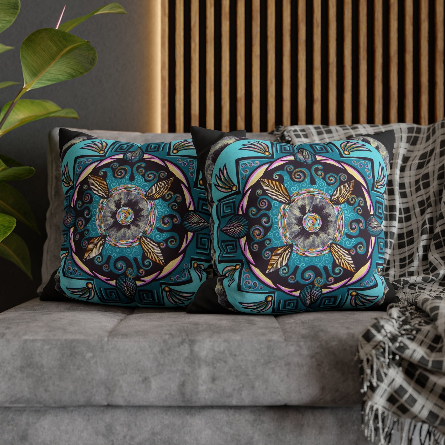 "Hojachakana" Dreamcatcher Pillow Cover - Blue Flame Array Home Decor