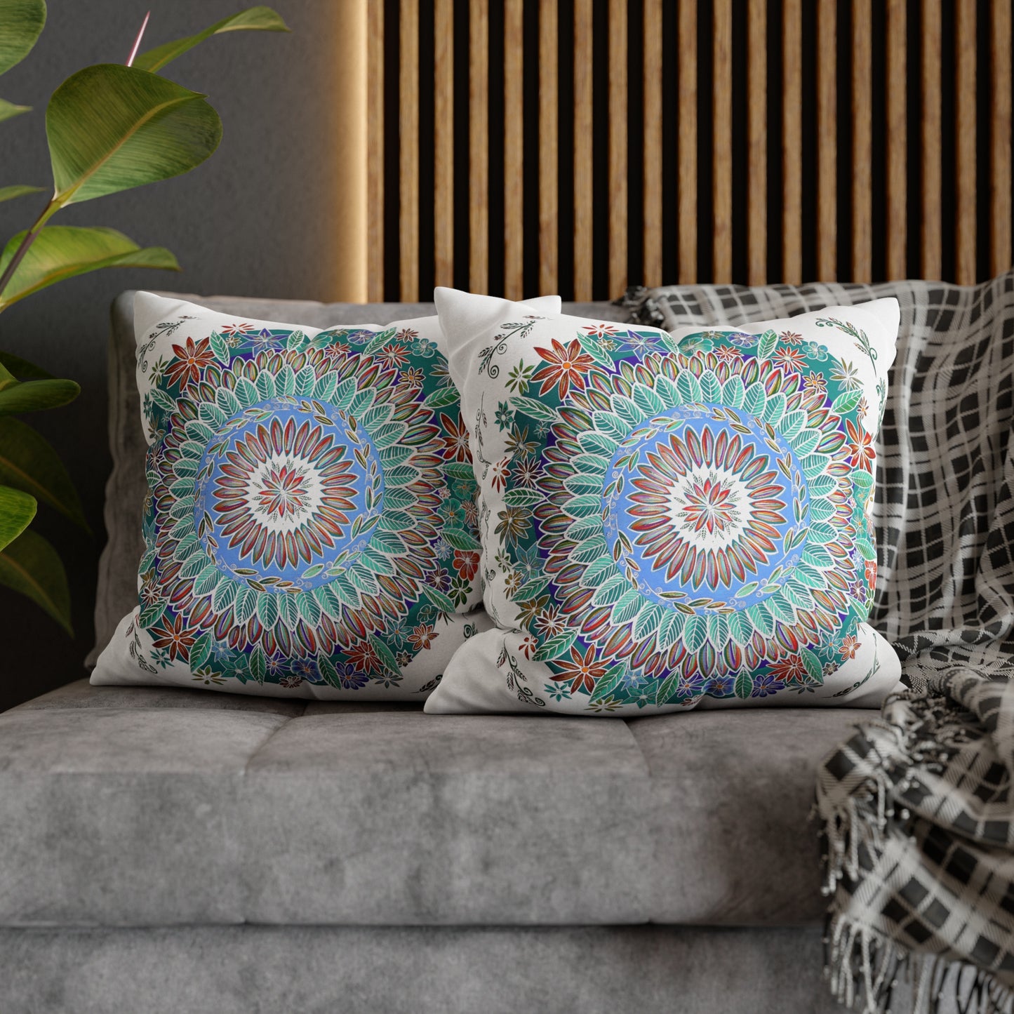 "Mandalavida Blanka" Dreamcatcher Pillow Cover