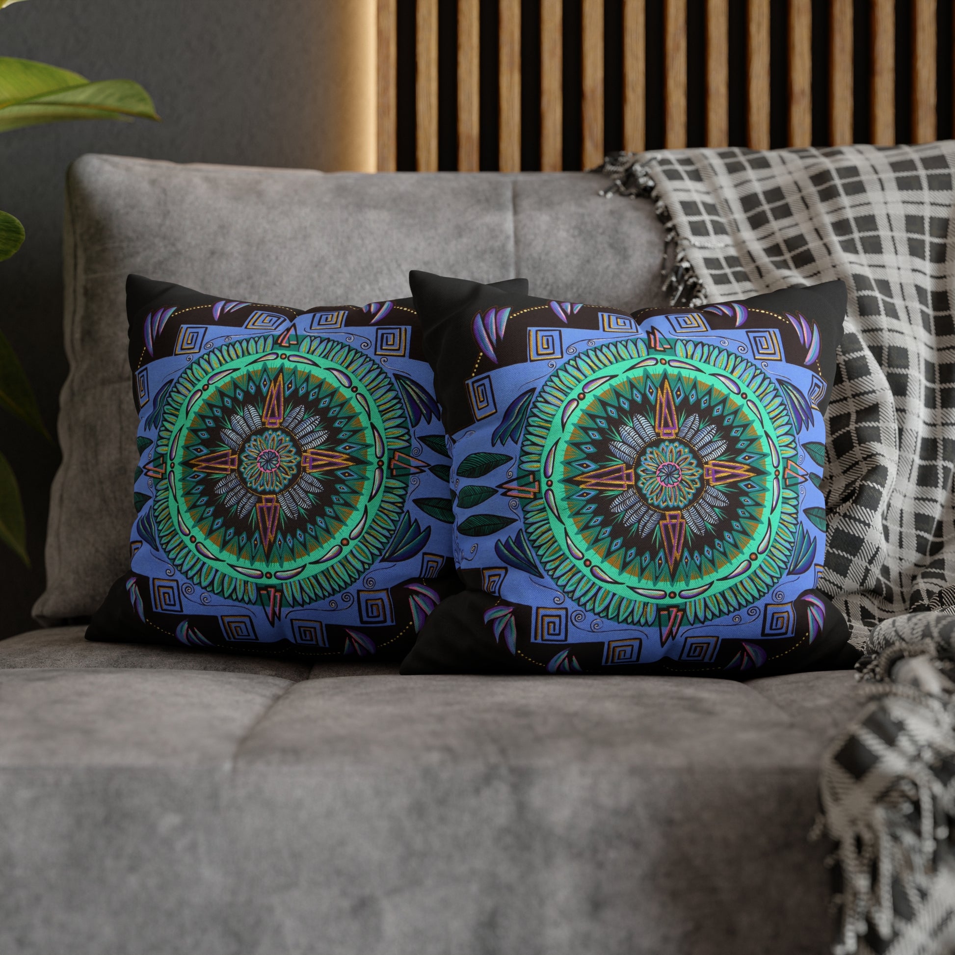 "Plumachakana" Dreamcatcher Pillow Cover - Blue Flame Array Home Decor